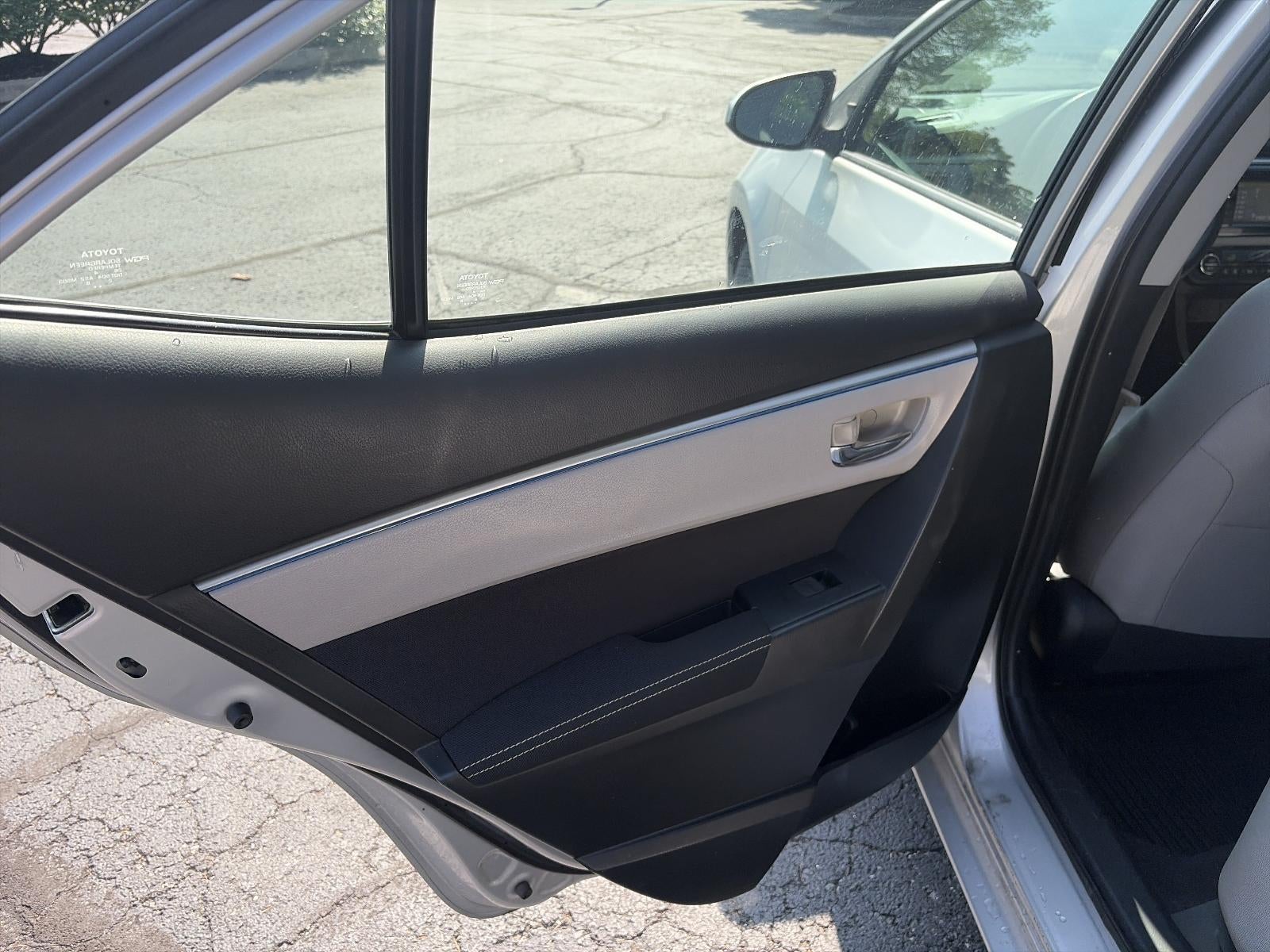 2015 Toyota Corolla 4dr Sdn CVT Auto LE (Natl)