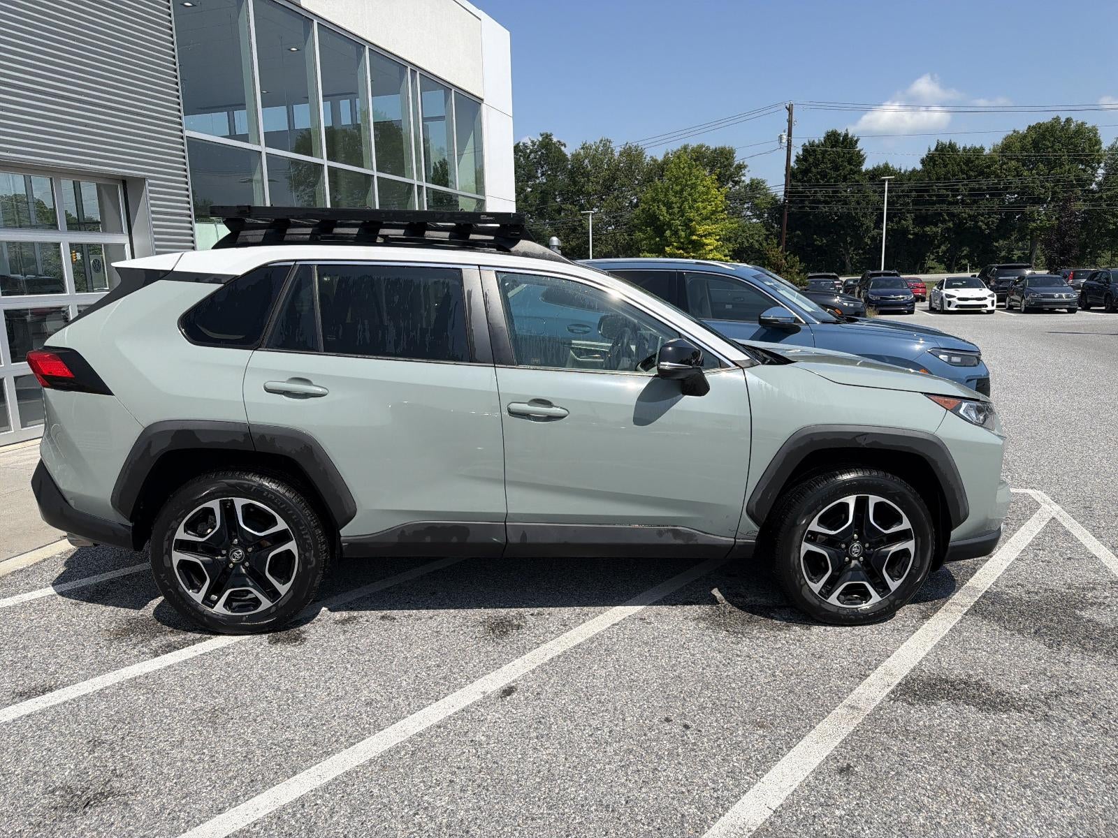 2019 Toyota RAV4 Adventure AWD (Natl)