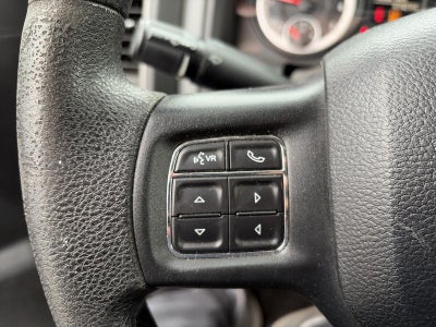 2017 RAM 1500 Express 4x4 Crew Cab 5'7" Box