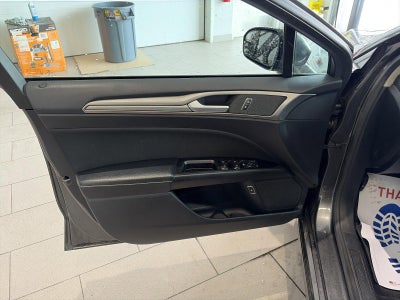 2017 Ford Fusion SE FWD