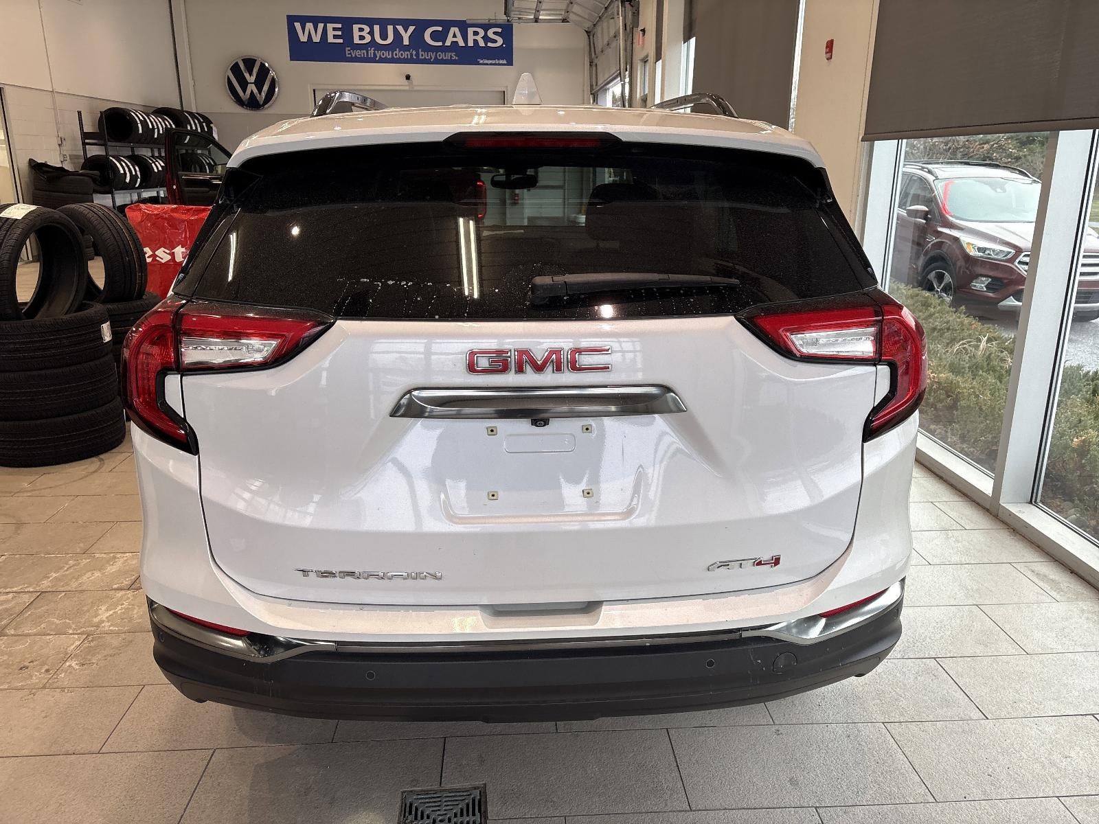 2022 GMC Terrain AWD AT4