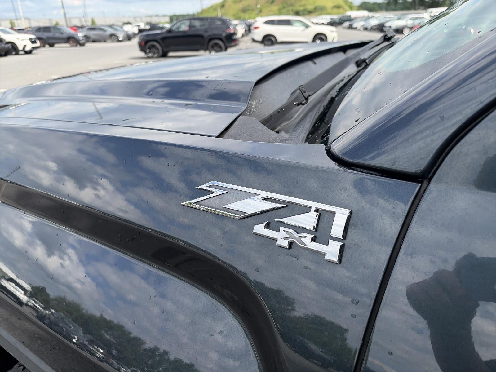 2017 GMC Sierra 1500 Crew Cab Standard Box 4-Wheel Drive SLT