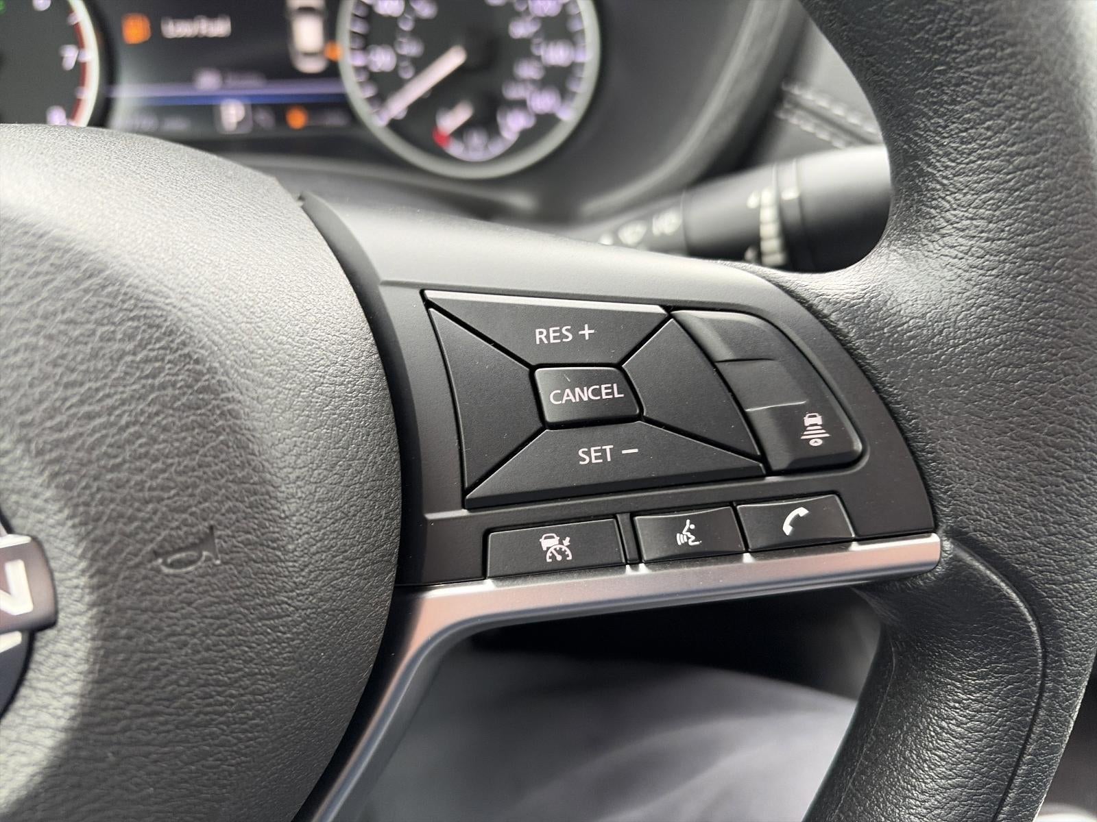 2024 Nissan Sentra SV CVT