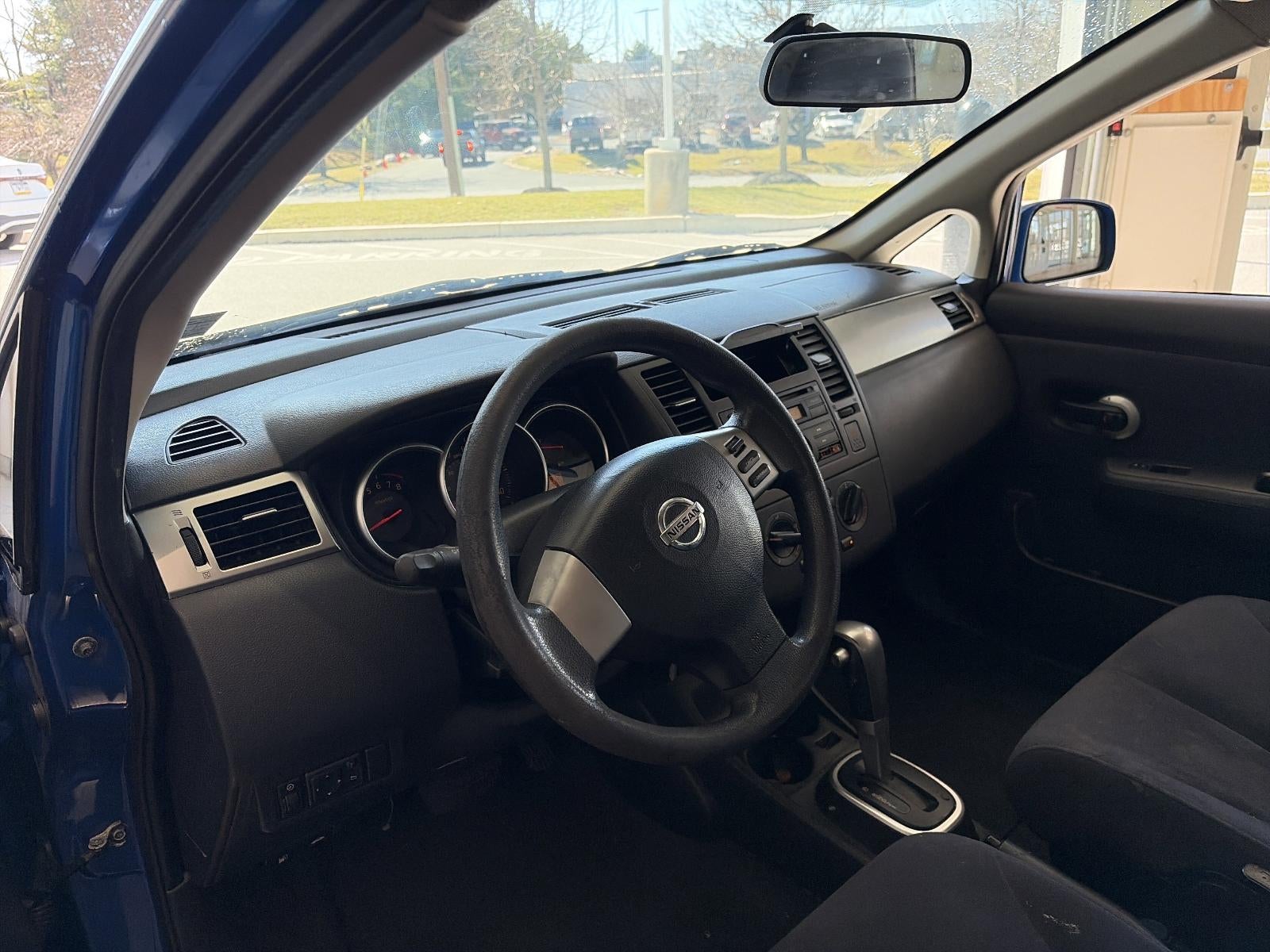 2008 Nissan Versa 5dr HB I4 Man 1.8 S