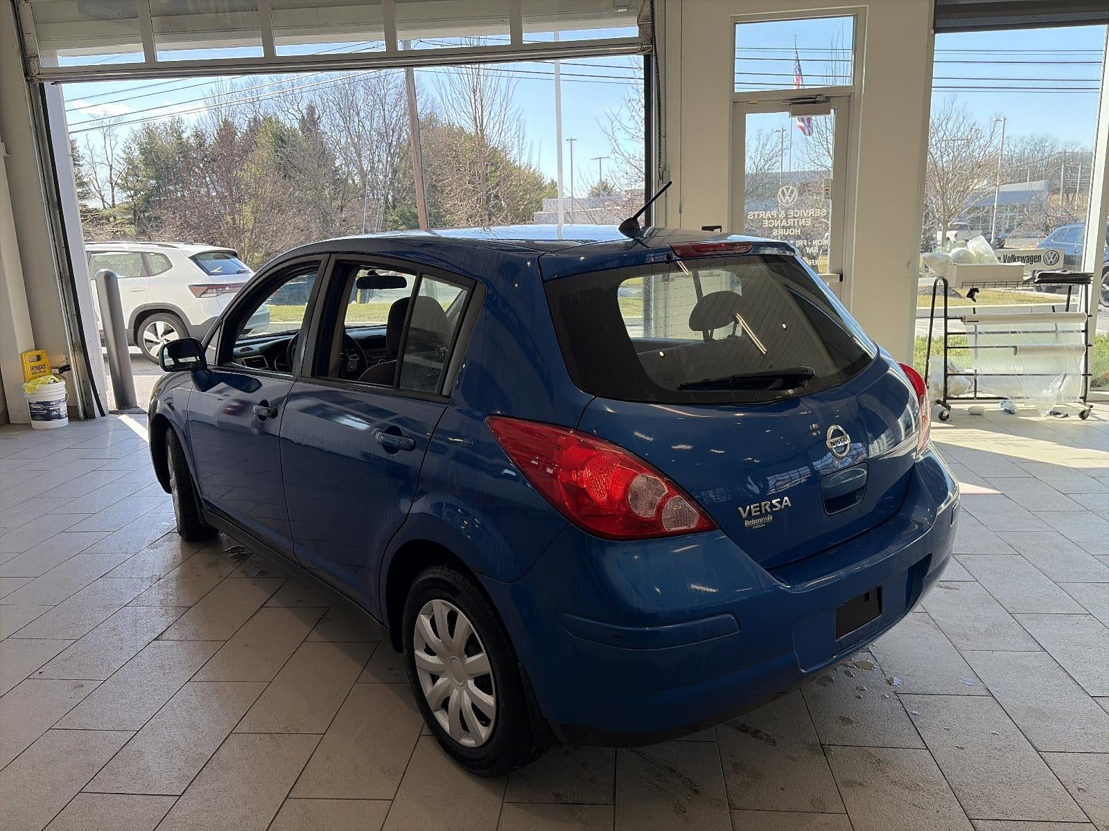2008 Nissan Versa 5dr HB I4 Man 1.8 S