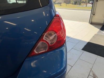2008 Nissan Versa 5dr HB I4 Man 1.8 S