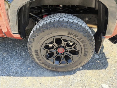 2024 Toyota Tacoma 4WD 4WD TRD Pro Hybrid Double Cab 5' Bed AT (Natl)