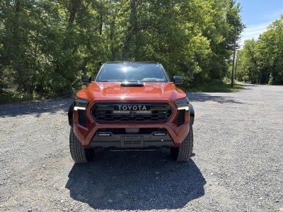 2024 Toyota Tacoma 4WD 4WD TRD Pro Hybrid Double Cab 5' Bed AT (Natl)