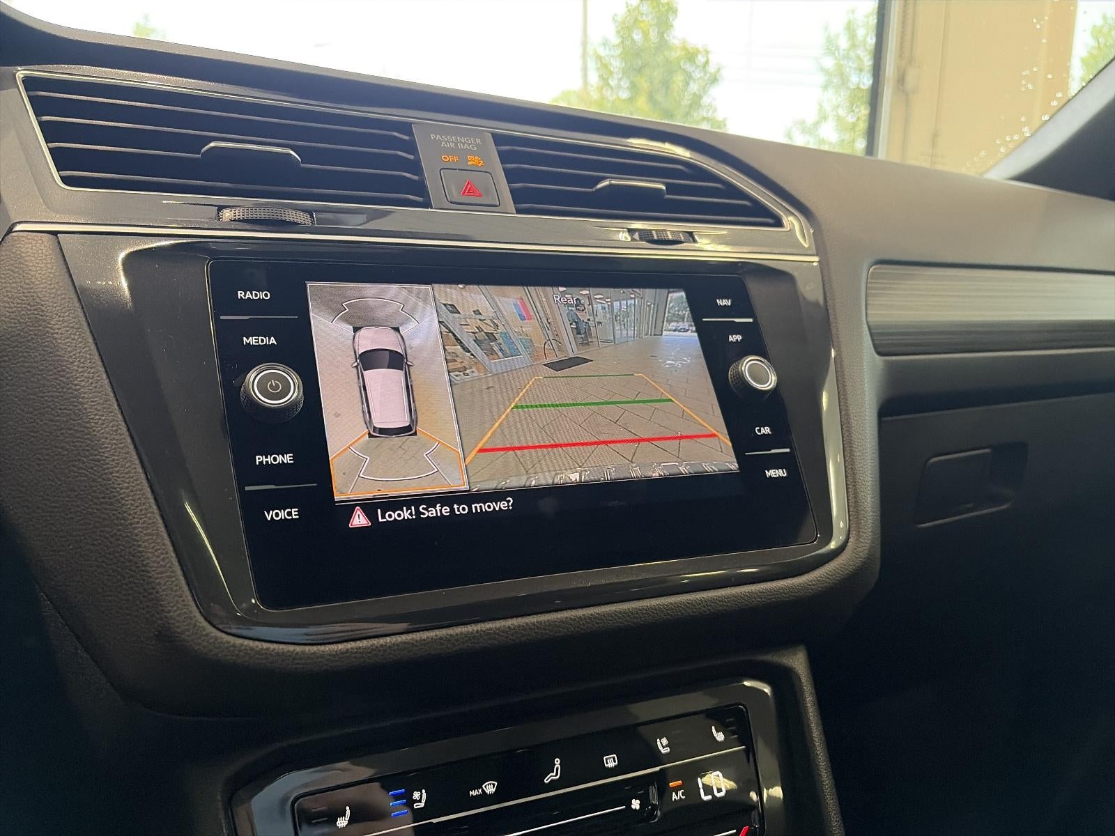2024 Volkswagen Tiguan 2.0T SEL R-Line 4MOTION
