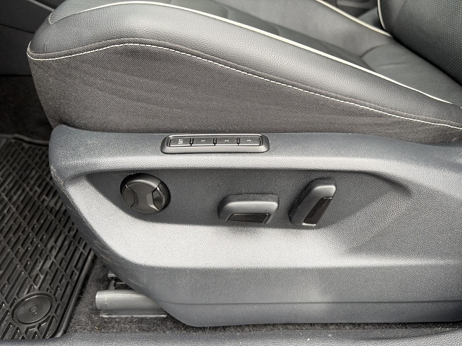 2024 Volkswagen Tiguan 2.0T SEL R-Line 4MOTION