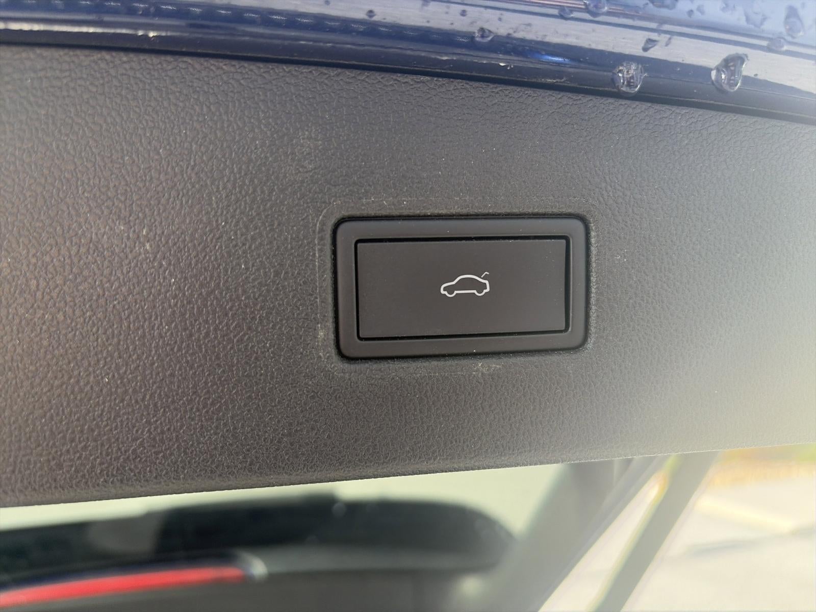 2024 Volkswagen Tiguan 2.0T SEL R-Line 4MOTION