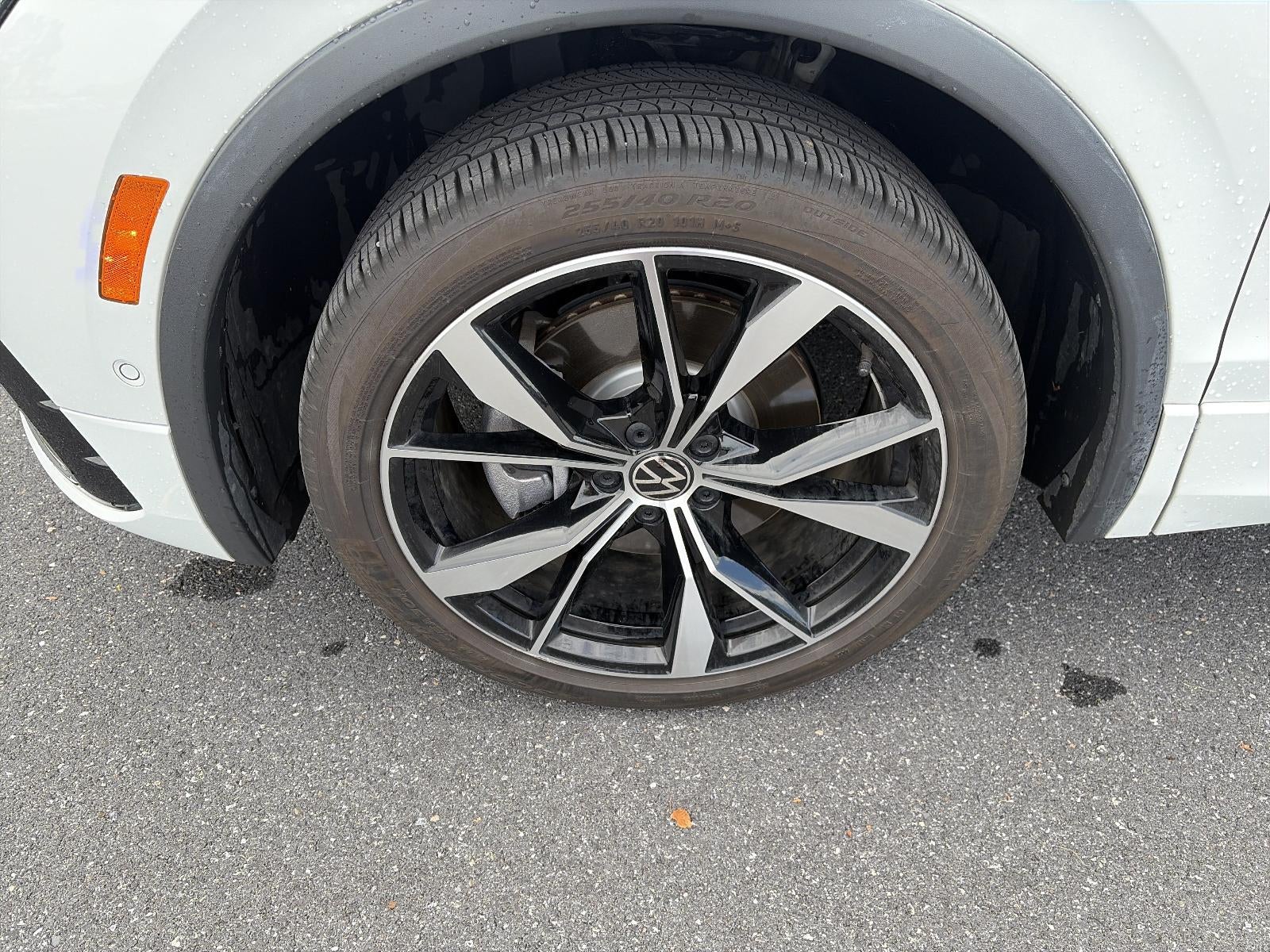 2024 Volkswagen Tiguan 2.0T SEL R-Line 4MOTION