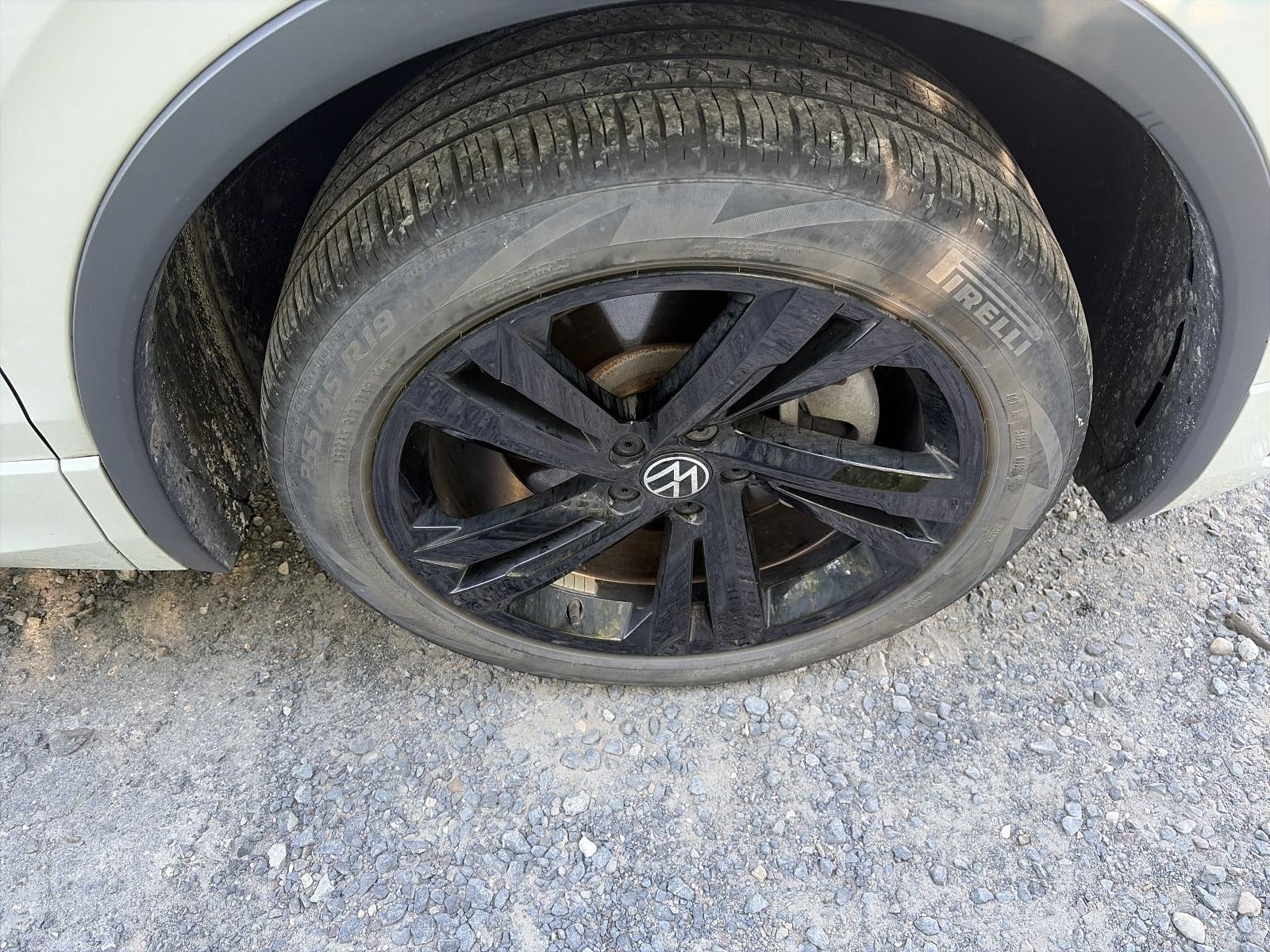 2023 Volkswagen Tiguan 2.0T SE R-Line Black 4MOTION