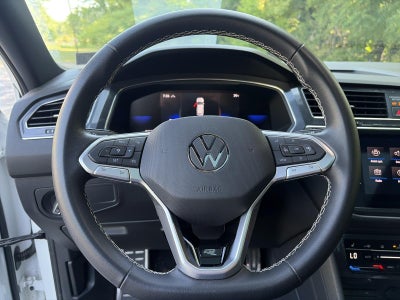 2023 Volkswagen Tiguan 2.0T SE R-Line Black 4MOTION