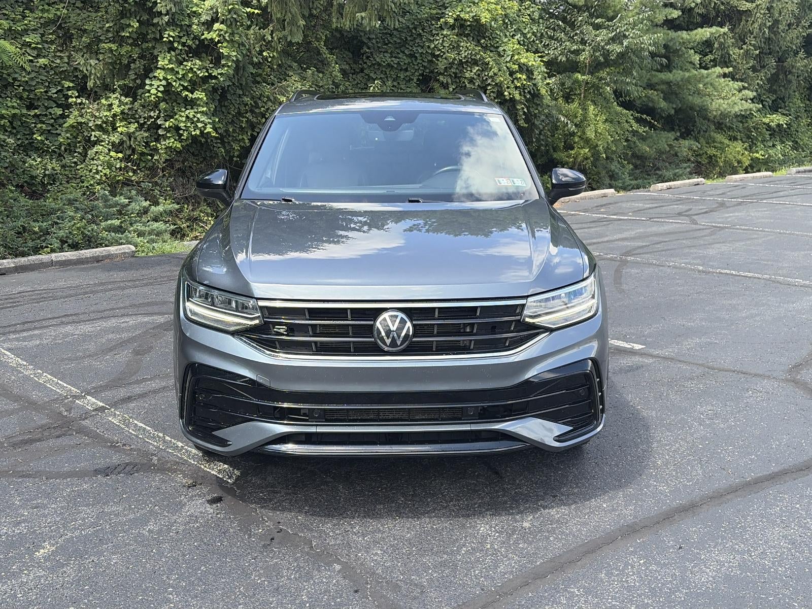 2022 Volkswagen Tiguan 2.0T SE R-Line Black 4MOTION