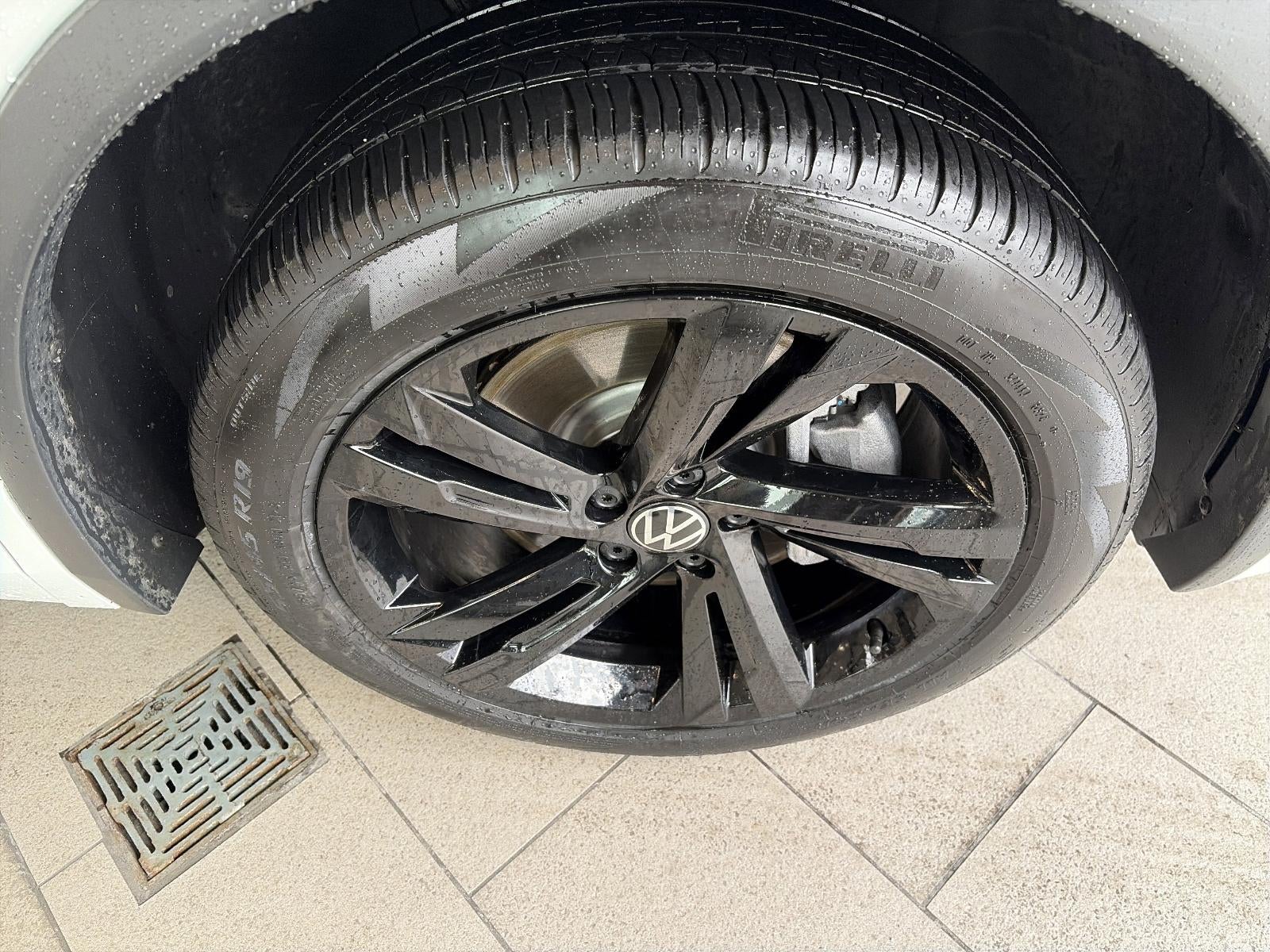 2024 Volkswagen Tiguan 2.0T SE R-Line Black 4MOTION