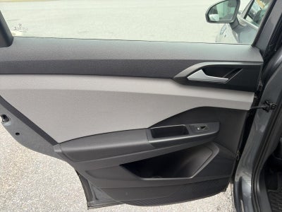 2022 Volkswagen Taos S 4MOTION