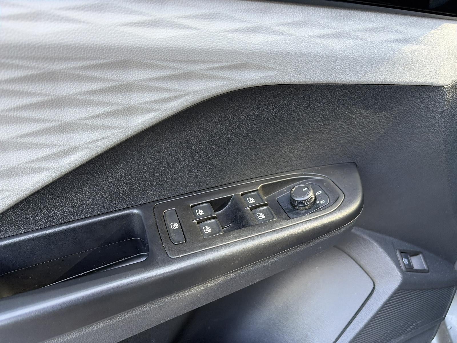 2023 Volkswagen Taos S FWD