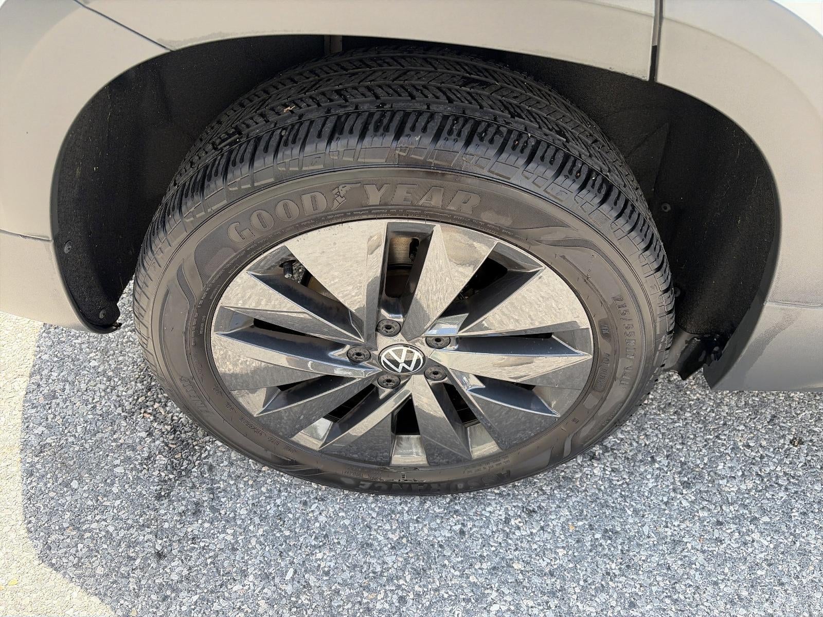 2023 Volkswagen Taos S FWD