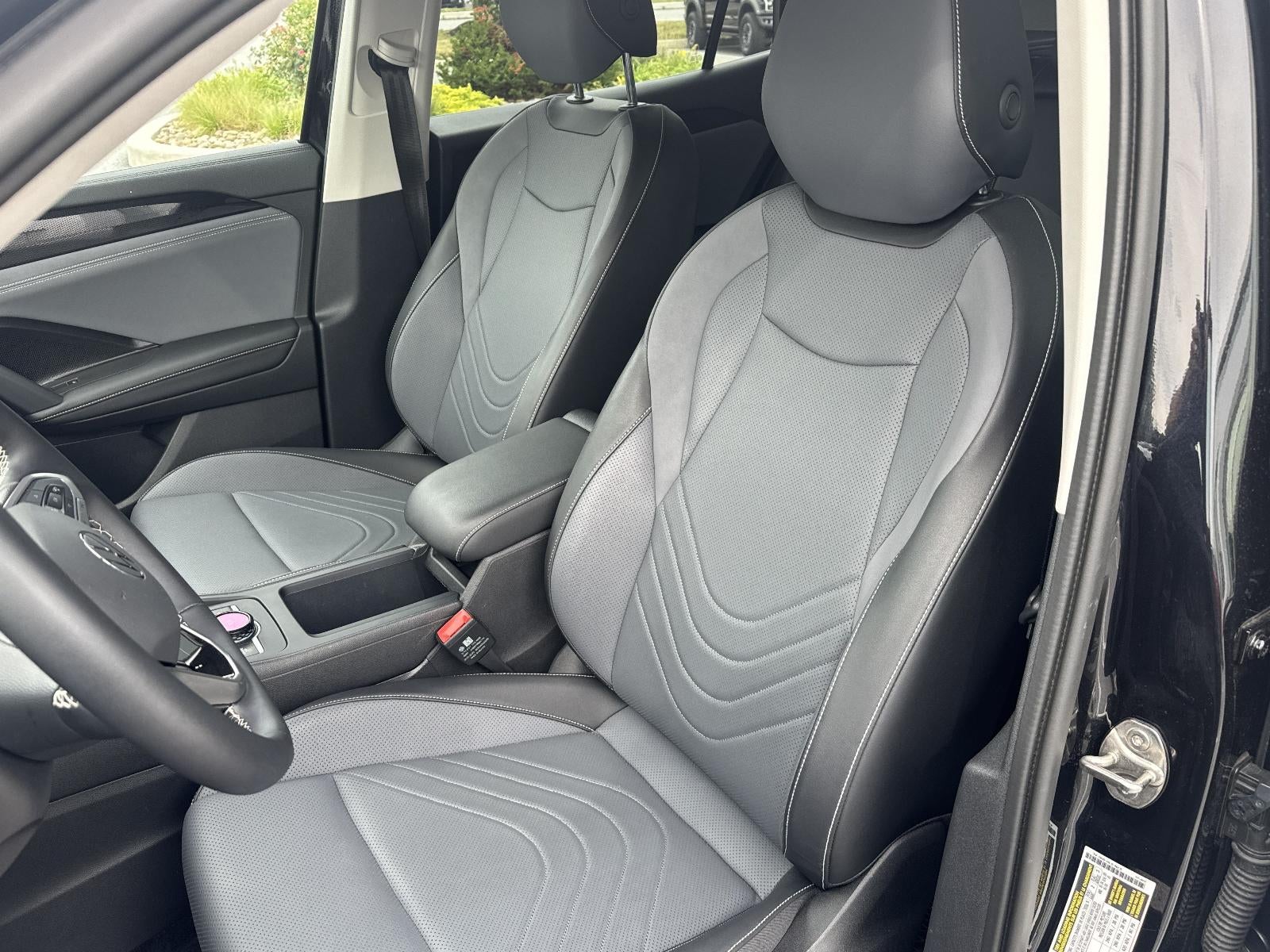 2025 Volkswagen Tiguan 2.0T SE 4MOTION