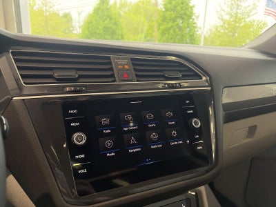 2024 Volkswagen Tiguan 2.0T SE 4MOTION
