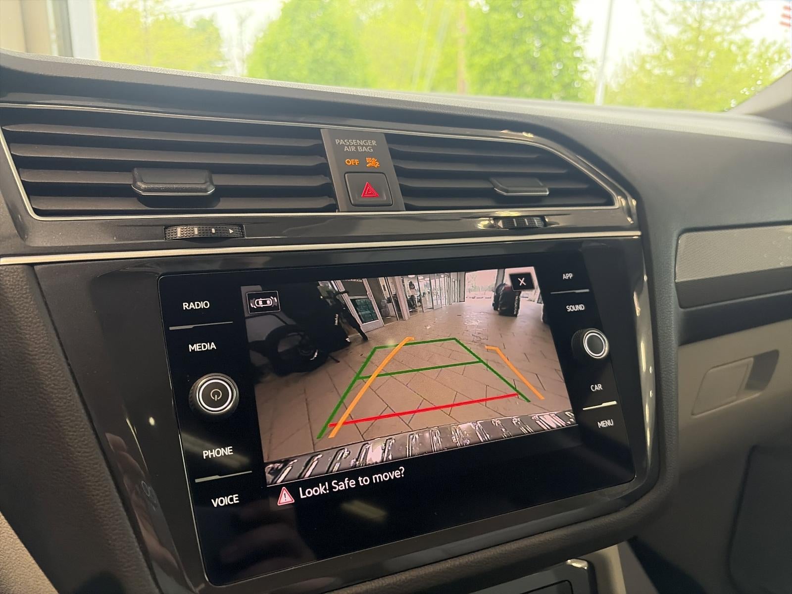 2024 Volkswagen Tiguan 2.0T SE 4MOTION