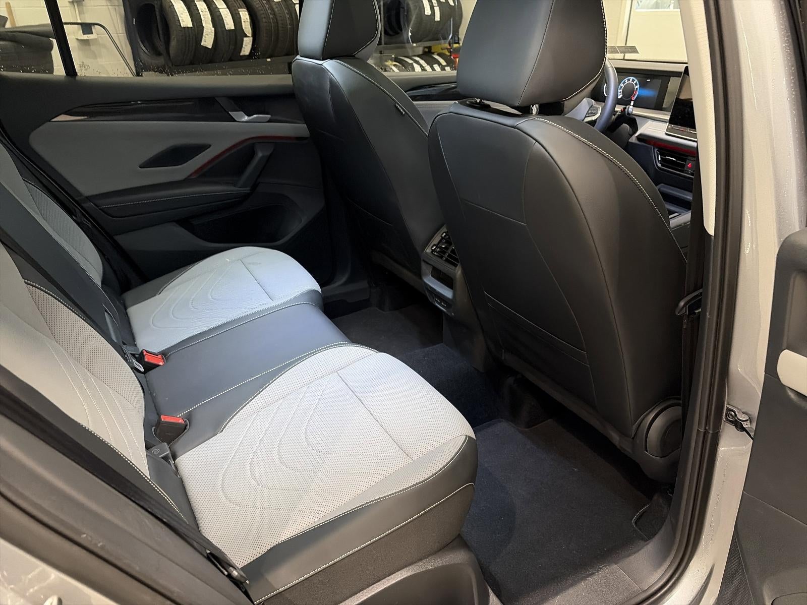 2025 Volkswagen Tiguan 2.0T SE 4MOTION