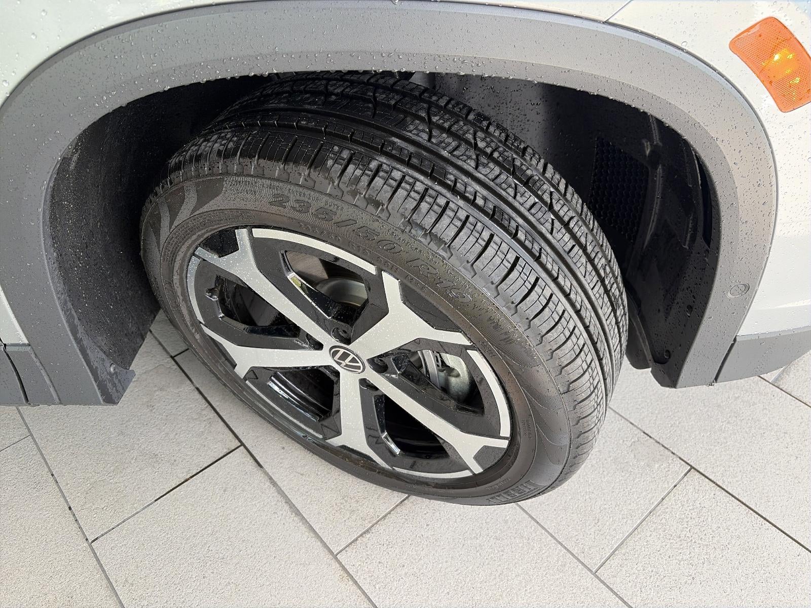 2026 Volkswagen Tiguan SE 4MOTION