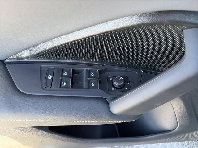 2026 Volkswagen Tiguan 2.0T SEL R-Line Turbo 4MOTION