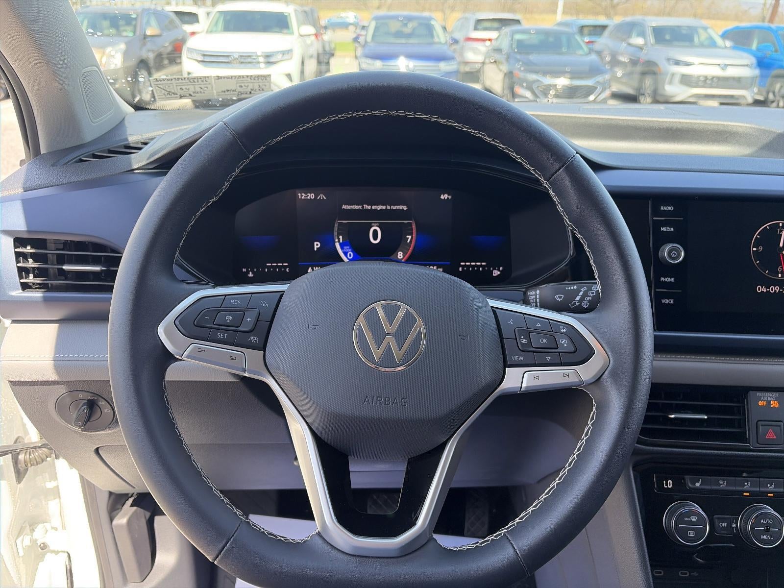 2024 Volkswagen Taos SE 4MOTION