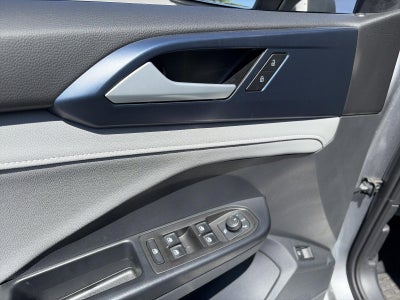 2024 Volkswagen Taos SE 4MOTION