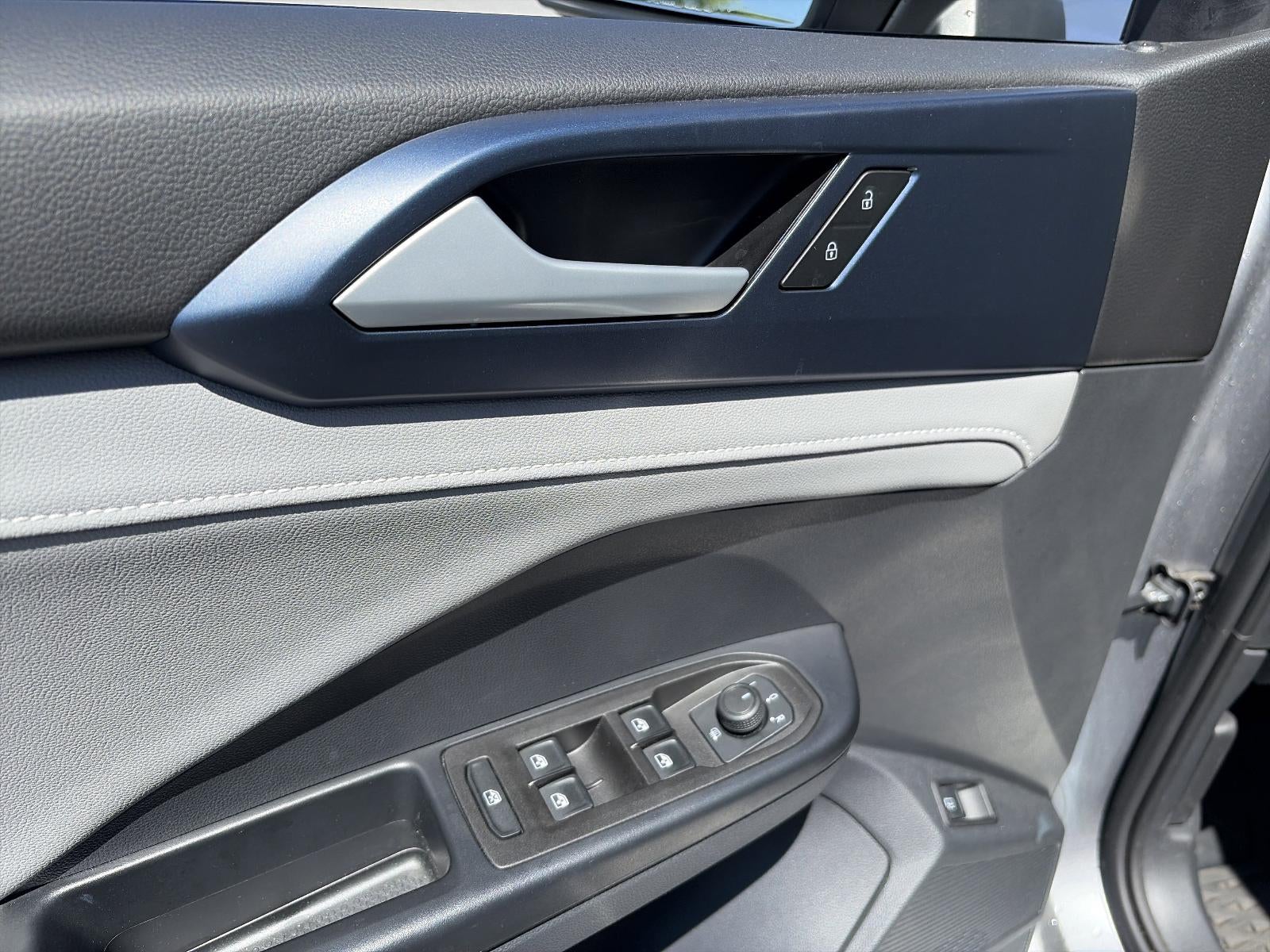 2024 Volkswagen Taos SE 4MOTION