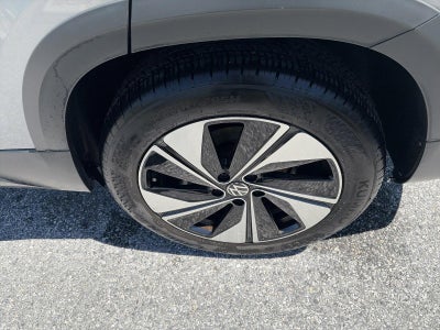 2024 Volkswagen Taos SE 4MOTION