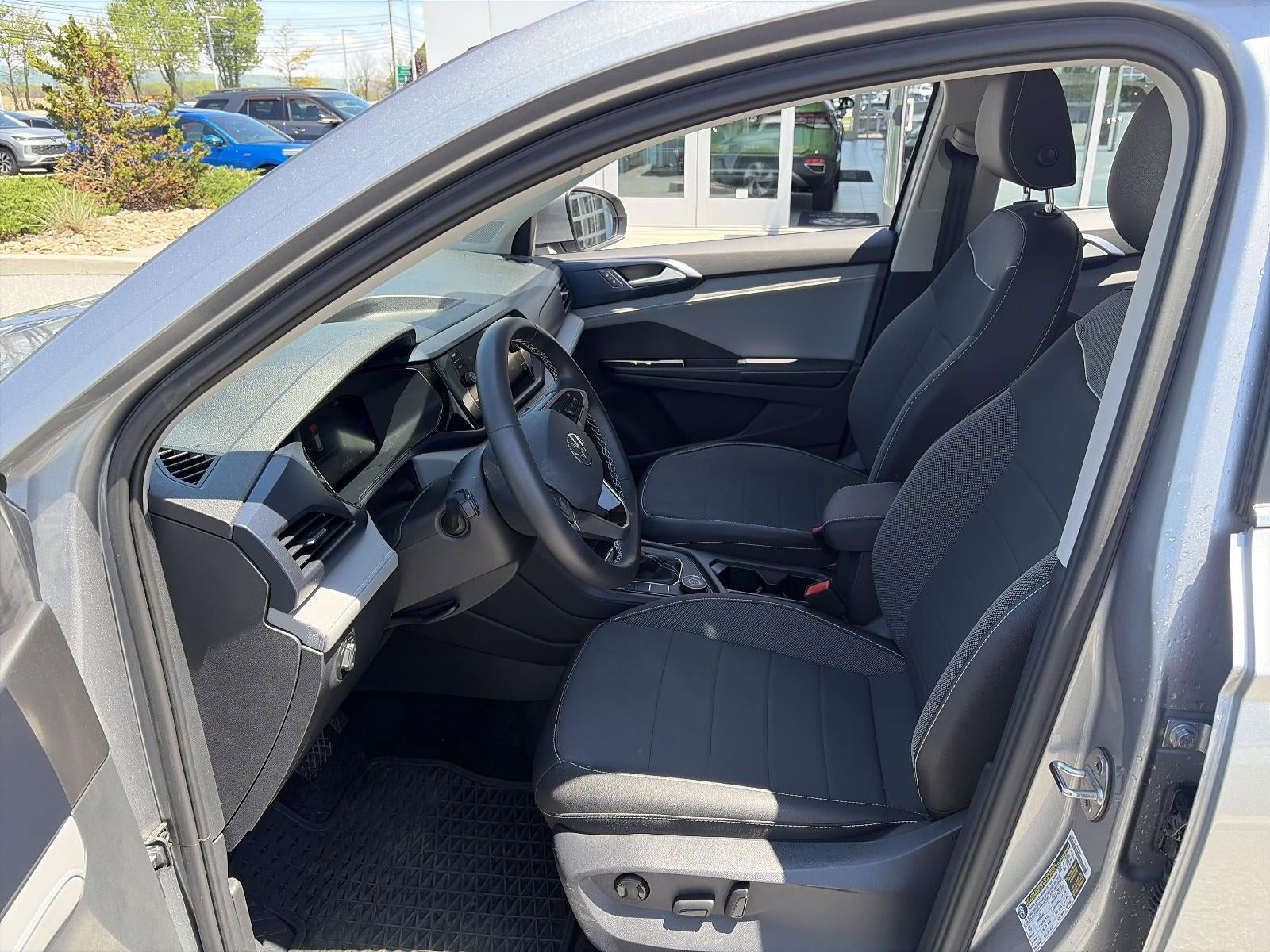 2024 Volkswagen Taos SE 4MOTION