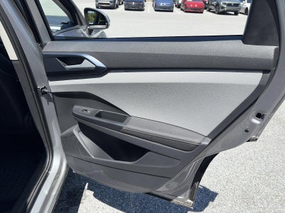 2024 Volkswagen Taos SE 4MOTION