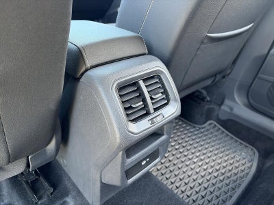 2024 Volkswagen Taos SE 4MOTION