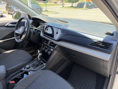 2024 Volkswagen Taos SE 4MOTION
