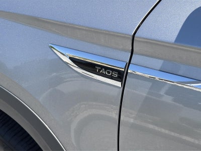 2024 Volkswagen Taos SE 4MOTION
