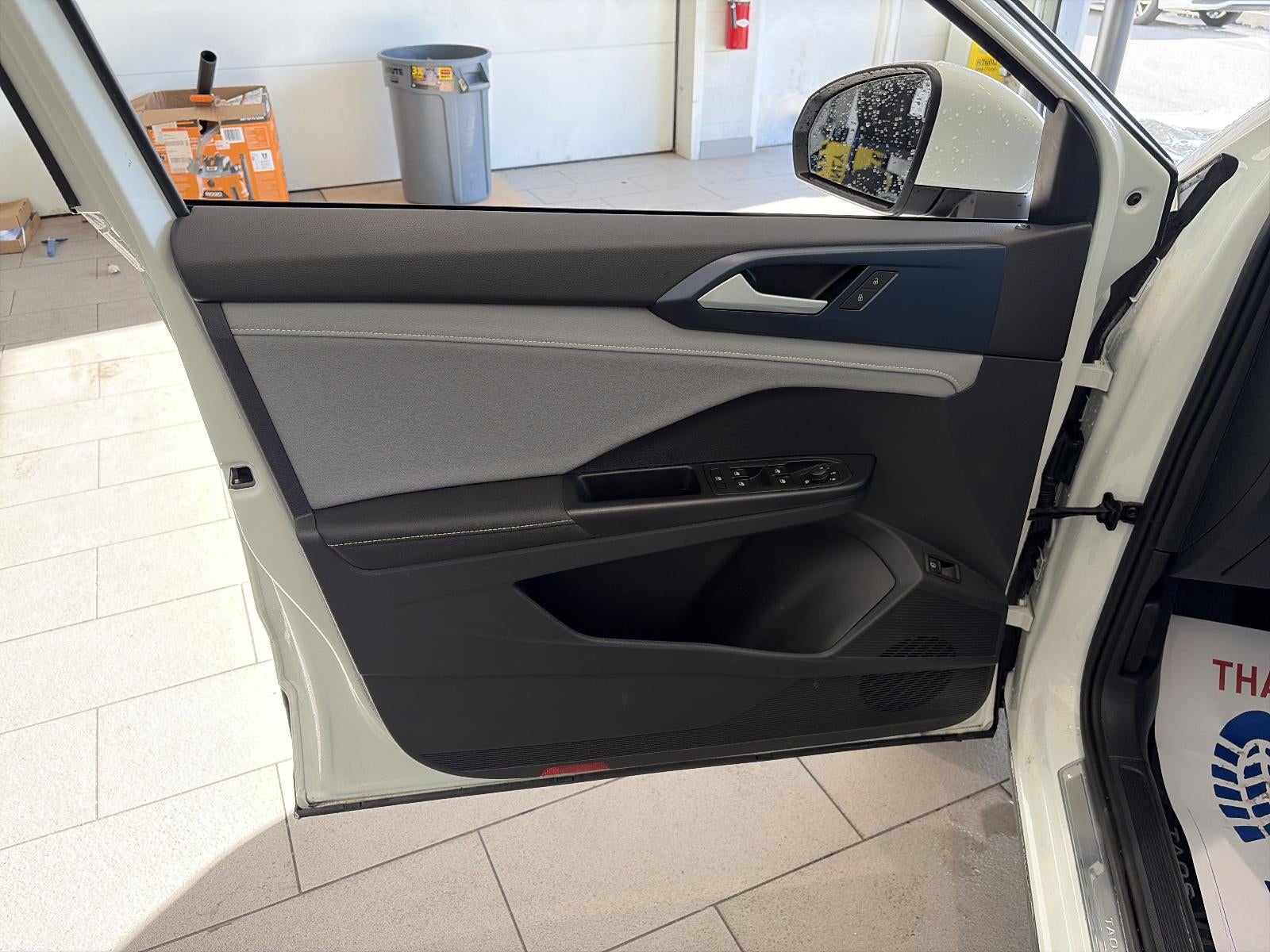 2024 Volkswagen Taos SE 4MOTION