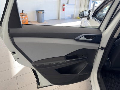 2024 Volkswagen Taos SE 4MOTION