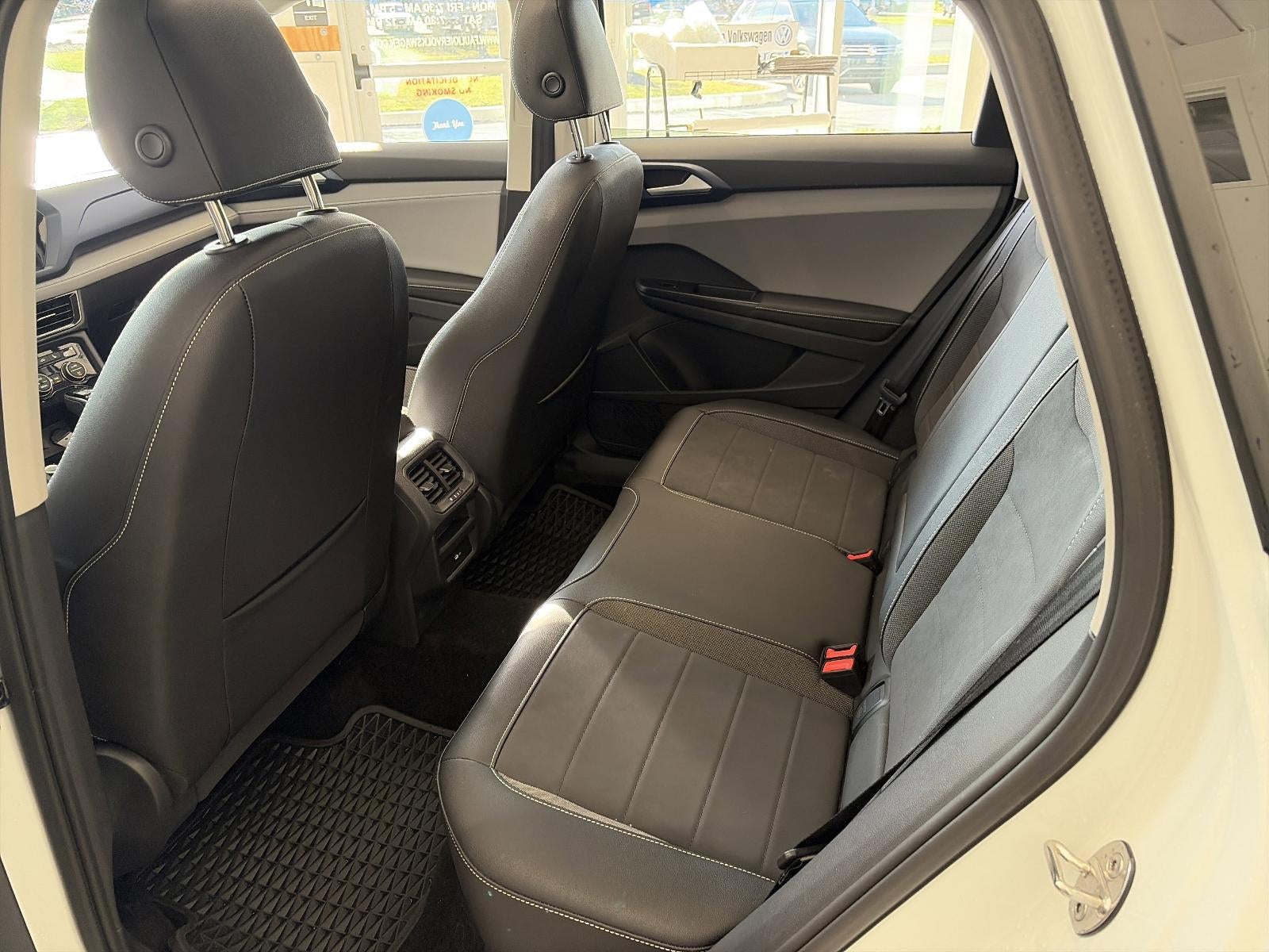 2024 Volkswagen Taos SE 4MOTION