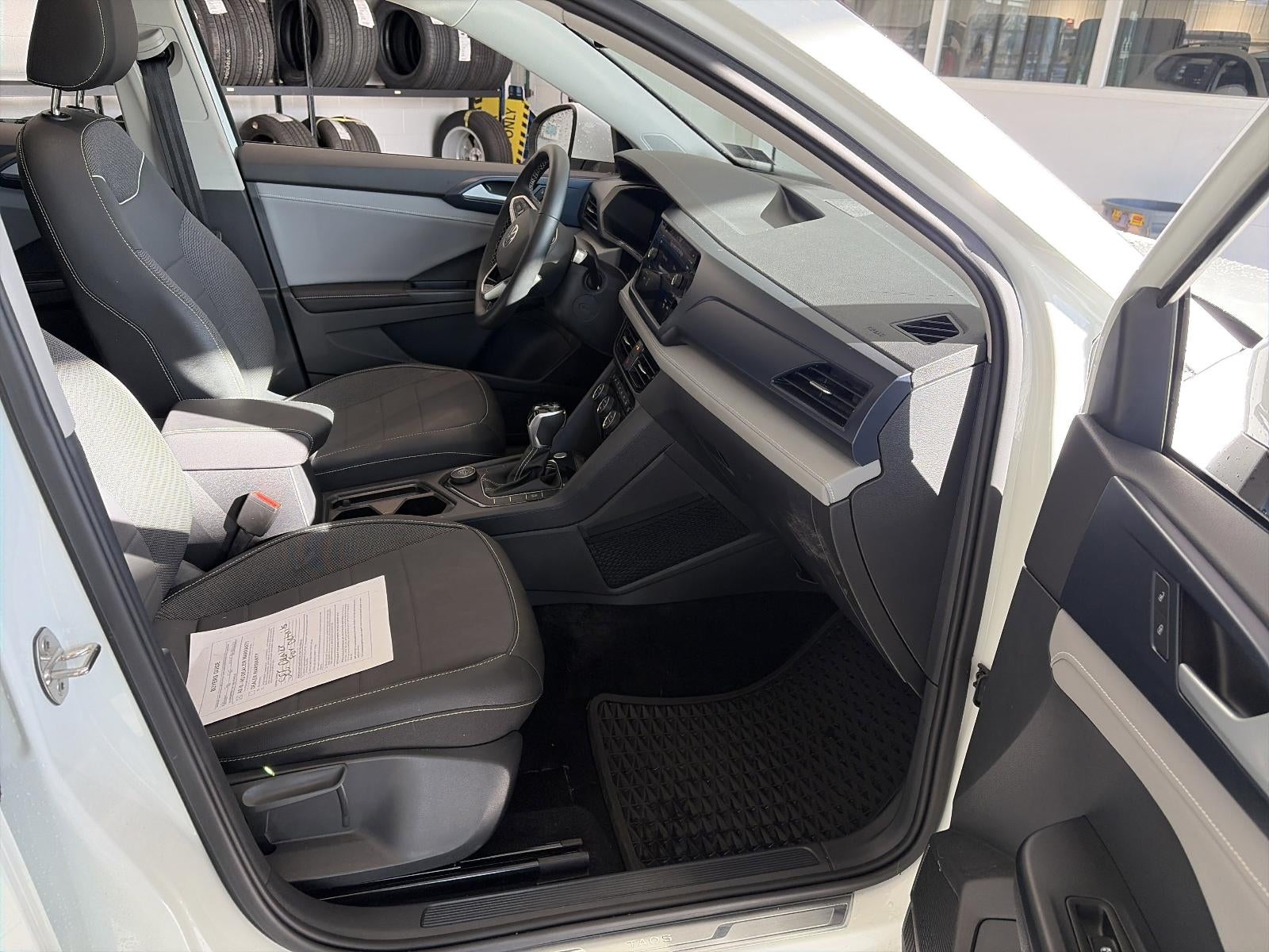 2024 Volkswagen Taos SE 4MOTION