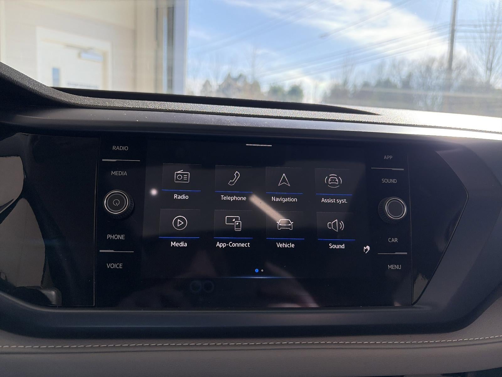 2024 Volkswagen Taos SE 4MOTION