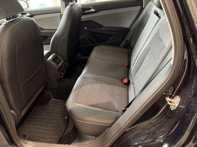 2024 Volkswagen Taos SE 4MOTION