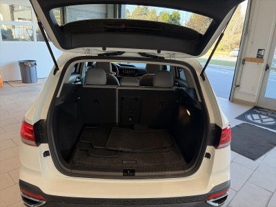 2022 Volkswagen Taos SE 4MOTION