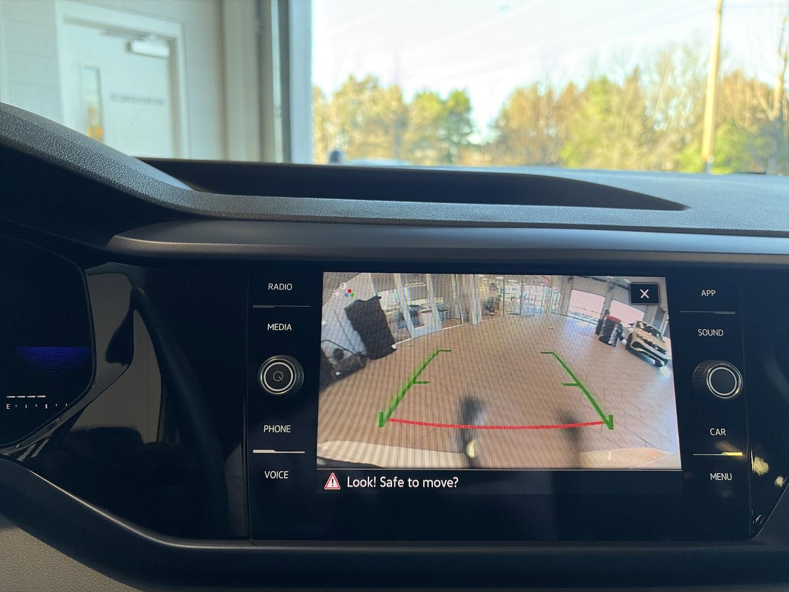 2022 Volkswagen Taos SE 4MOTION