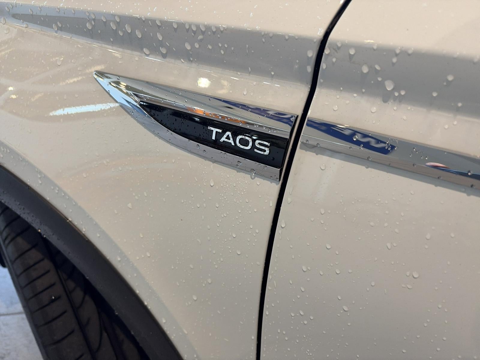 2022 Volkswagen Taos SE 4MOTION