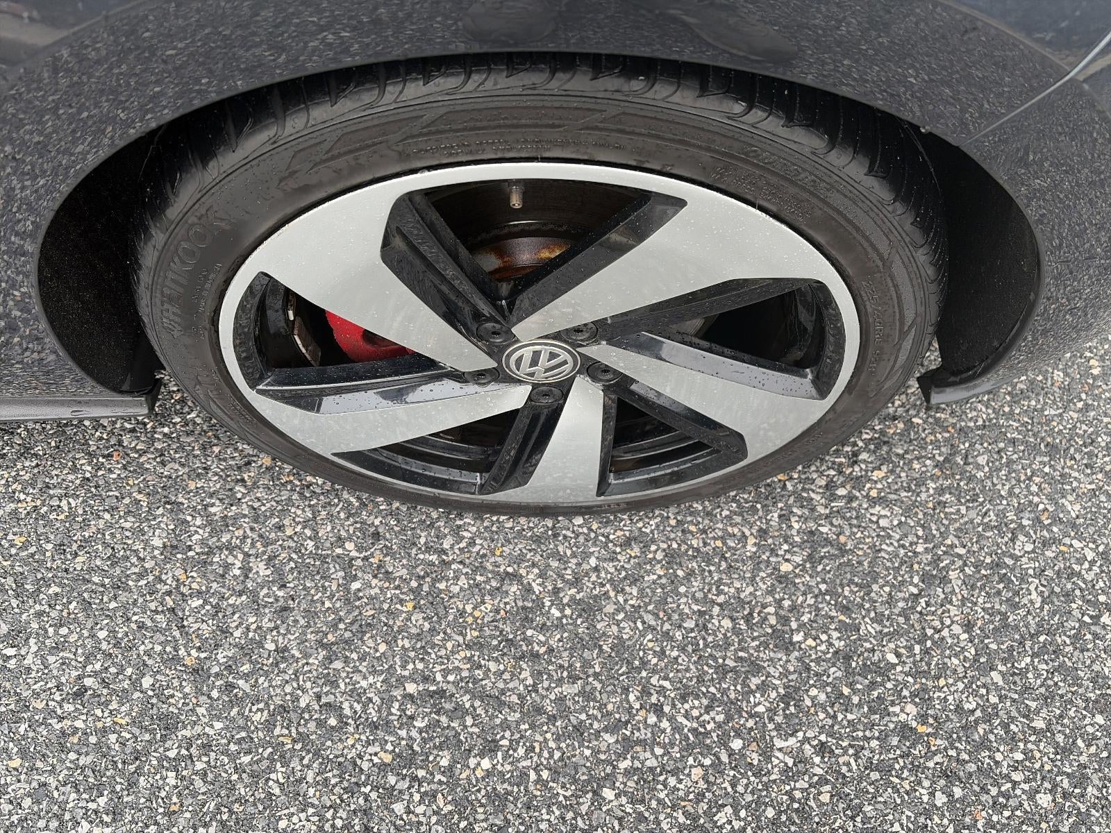 2018 Volkswagen Golf GTI 2.0T SE Manual