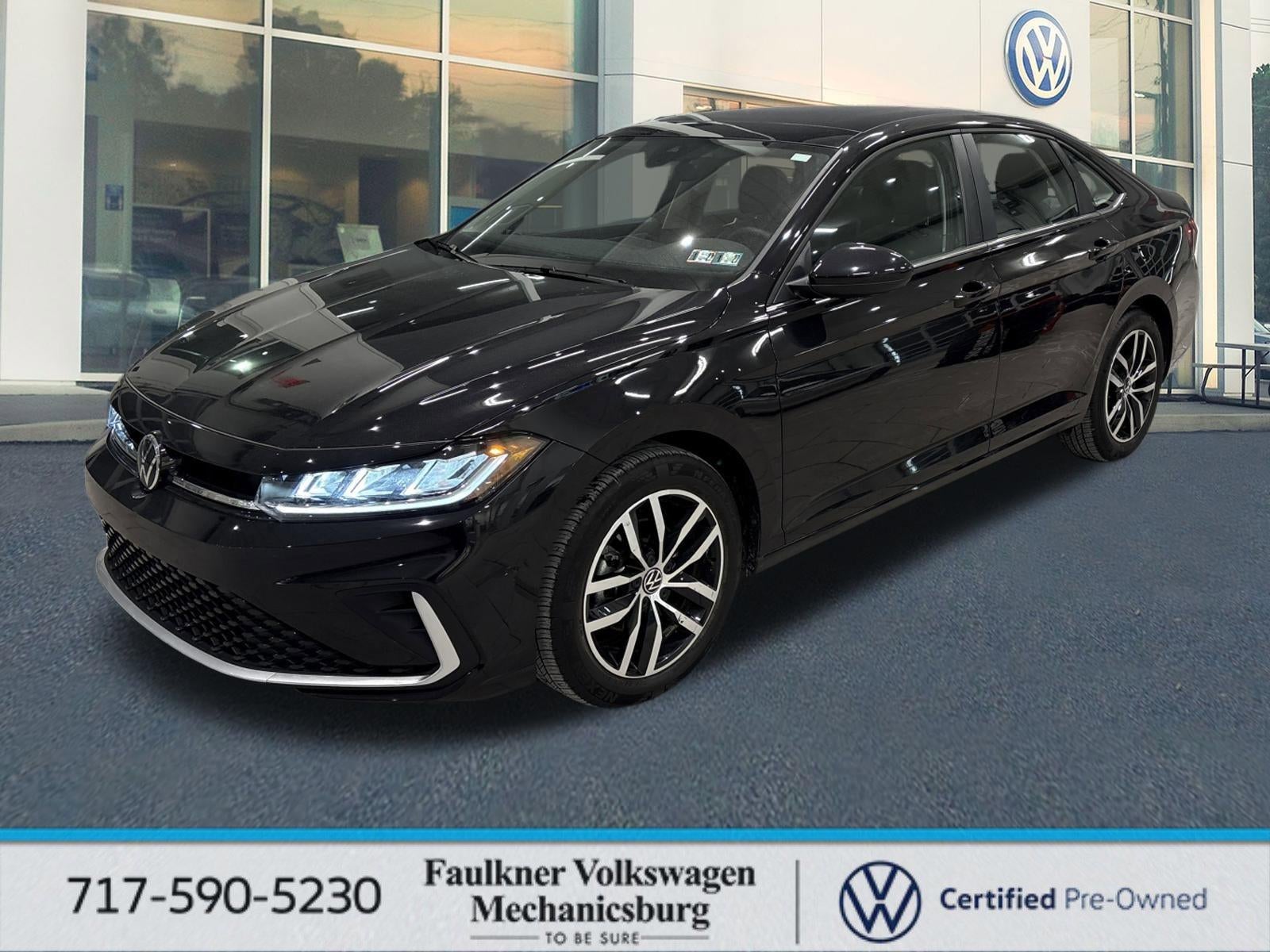 2025 Volkswagen Jetta SE Auto