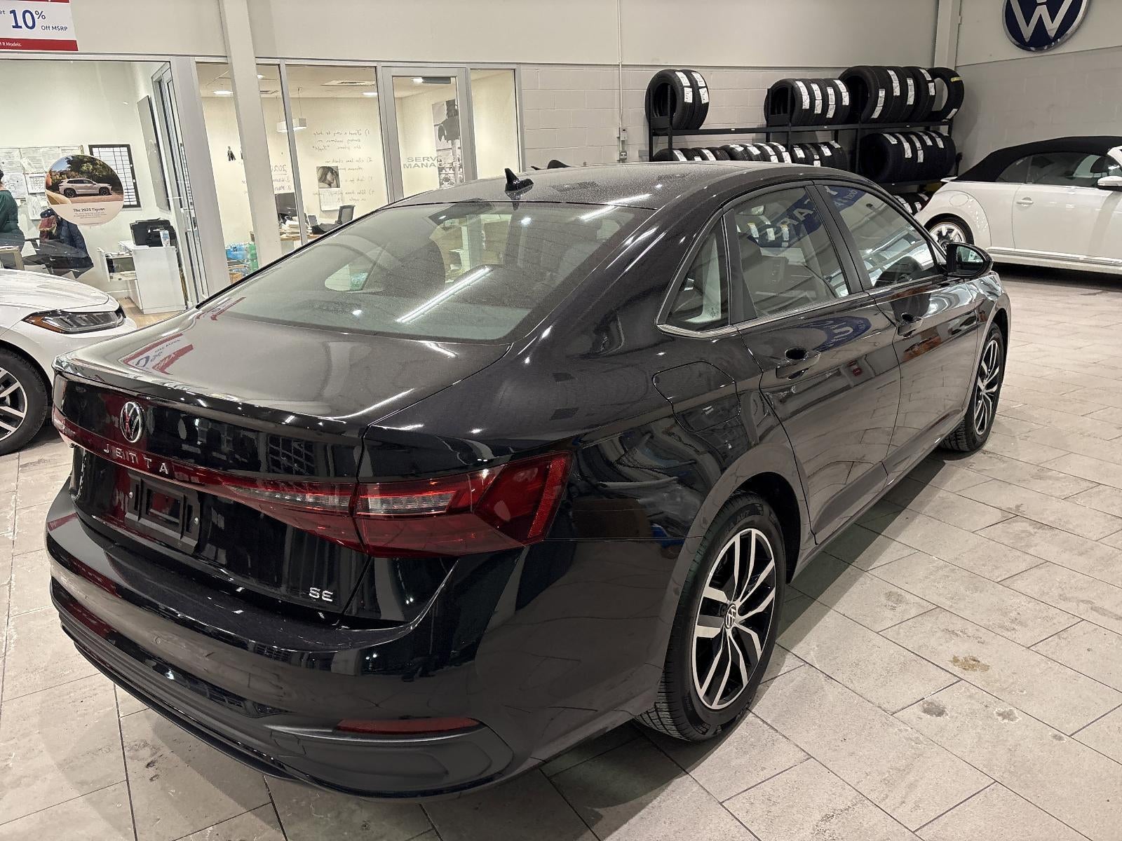 2025 Volkswagen Jetta SE Auto